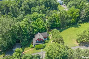 36 Middle River Rd, Danbury, CT 06811 - Photo 35