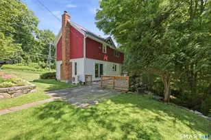 36 Middle River Rd, Danbury, CT 06811 - Photo 31