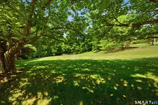36 Middle River Rd, Danbury, CT 06811 - Photo 29