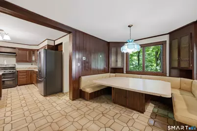 36 Middle River Road, Danbury, CT 06811 - Photo 9