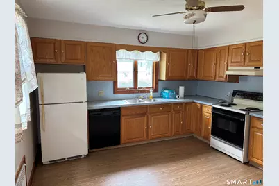 26 Chelton Street, Torrington, CT 06790 - Photo 7