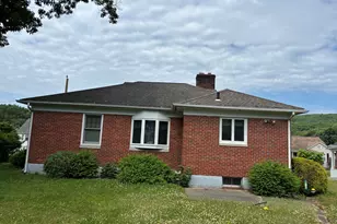26 Chelton St, Torrington, CT 06790 - Photo 3