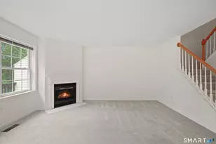 1104 Bradford Dr, Danbury, CT 06811 - Photo 9