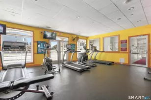 1104 Bradford Dr, Danbury, CT 06811 - Photo 33