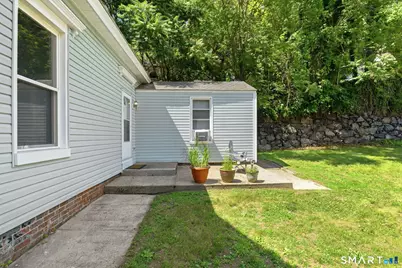 84 Laurel Hill Avenue, Norwich, CT 06360 - Photo 23