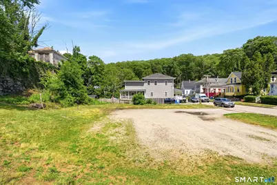 84 Laurel Hill Avenue, Norwich, CT 06360 - Photo 5