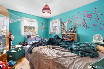 22 Howard Court, Milford, CT 06460 - Photo 9