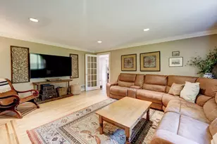215 Rockwood Dr, Southington, CT 06489 - Photo 9