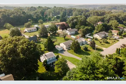 15 Curran Street, Norwich, CT 06360 - Photo 1