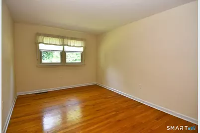 1 Romindon Court, Norwalk, CT 06851 - Photo 13