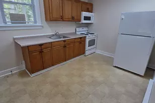 34 Channing St, New London, CT 06320 - Photo 3