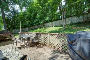 57 Buckingham St, Meriden, CT 06451 - Photo 31