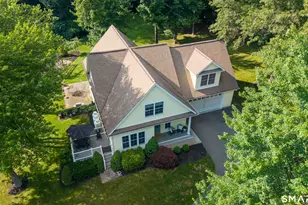 16 Blueberry Hill Rd, Bridgewater, CT 06752 - Photo 3