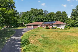 269 Black Hill Rd, Plainfield, CT 06374 - Photo 3