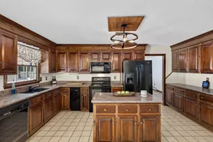 269 Black Hill Rd, Plainfield, CT 06374 - Photo 13