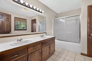 269 Black Hill Rd, Plainfield, CT 06374 - Photo 23