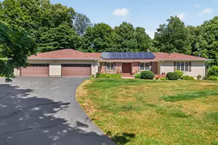 269 Black Hill Rd, Plainfield, CT 06374 - Photo 3