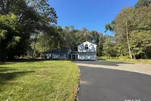 21 Half Mile Common, Westport, CT 06880 - Photo 3