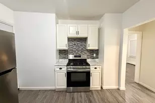 217 Read St, Bridgeport, CT 06607 - Photo 3