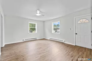 13-15 York Ct, Groton, CT 06340 - Photo 5