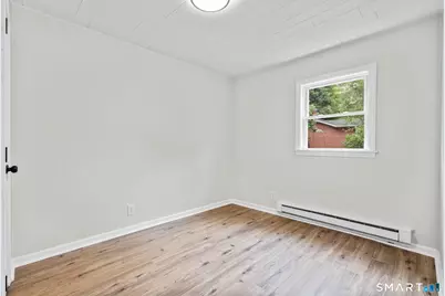 13-15 York Court, Groton, CT 06340 - Photo 19