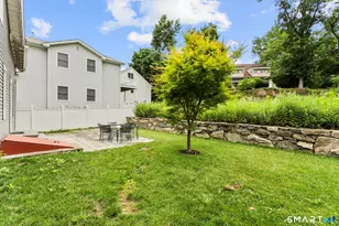 205 S Water St, Greenwich, CT 06830 - Photo 11