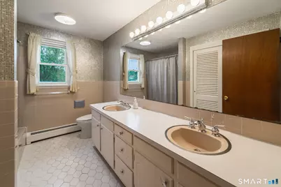 36 Cross Hill Road, Wethersfield, CT 06109 - Photo 13