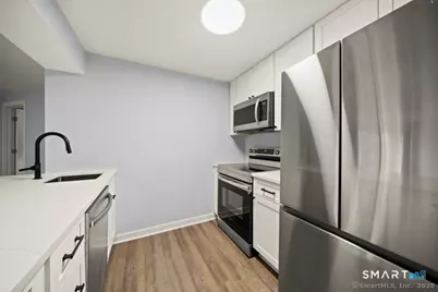 38 North Main Street #15, West Hartford, CT 06107 - Photo 5