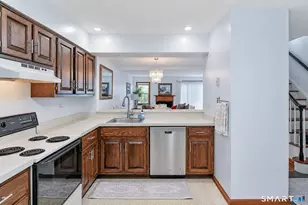 55 Mill Plain Rd, Danbury, CT 06811 - Photo 11