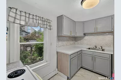 5 Manwaring Street, New London, CT 06320 - Photo 7