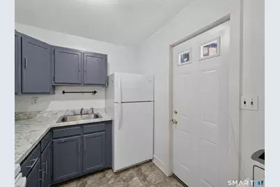 5 Manwaring Street, New London, CT 06320 - Photo 21