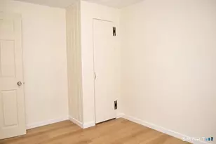 202 Crescent Dr, East Hartford, CT 06118 - Photo 19