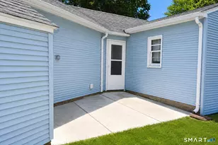 202 Crescent Dr, East Hartford, CT 06118 - Photo 25