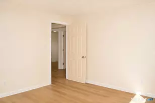 202 Crescent Dr, East Hartford, CT 06118 - Photo 13