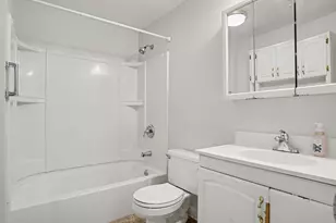 123 Smoke Valley Dr, Stratford, CT 06614 - Photo 25