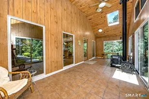 32 Hallsey Ln, Woodbridge, CT 06525 - Photo 27