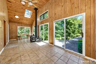 32 Hallsey Ln, Woodbridge, CT 06525 - Photo 25