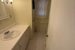 104 Sunset Rd, Newington, CT 06111 - Photo 5
