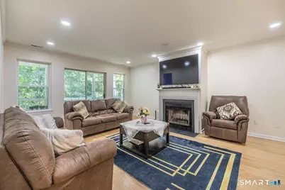 135 Mayfield Drive #135, Trumbull, CT 06611 - Photo 5