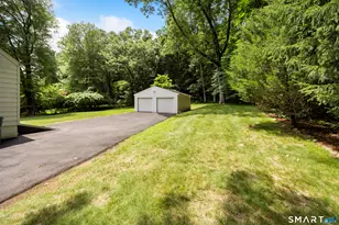 1105 Peck Ln, Cheshire, CT 06410 - Photo 29