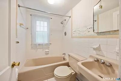 1105 Peck Lane, Cheshire, CT 06410 - Photo 15
