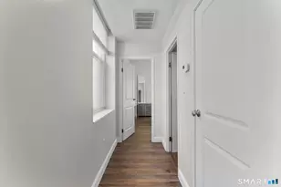 196 Crown St, New Haven, CT 06510 - Photo 13