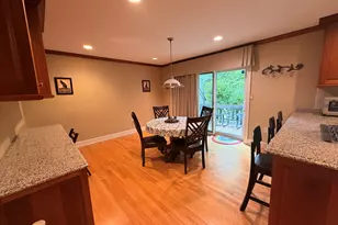 43 Applewood Ln, Avon, CT 06001 - Photo 7