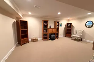 43 Applewood Ln, Avon, CT 06001 - Photo 25