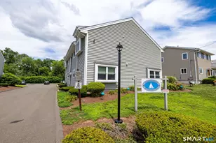 402 Mariners Walk, Milford, CT 06460 - Photo 11