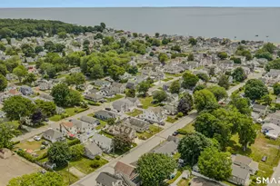 8 Swan Ave, Old Lyme, CT 06371 - Photo 3