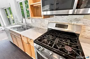 132 Laurel St, South Windsor, CT 06074 - Photo 9