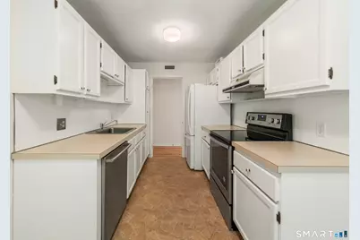 593 Heritage Village #D, Southbury, CT 06488 - Photo 13