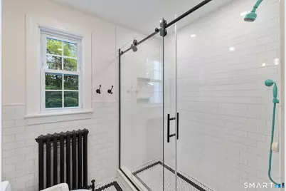 400 Quaker Lane North, West Hartford, CT 06119 - Photo 31