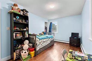 33 Allen Ave, Meriden, CT 06451 - Photo 11